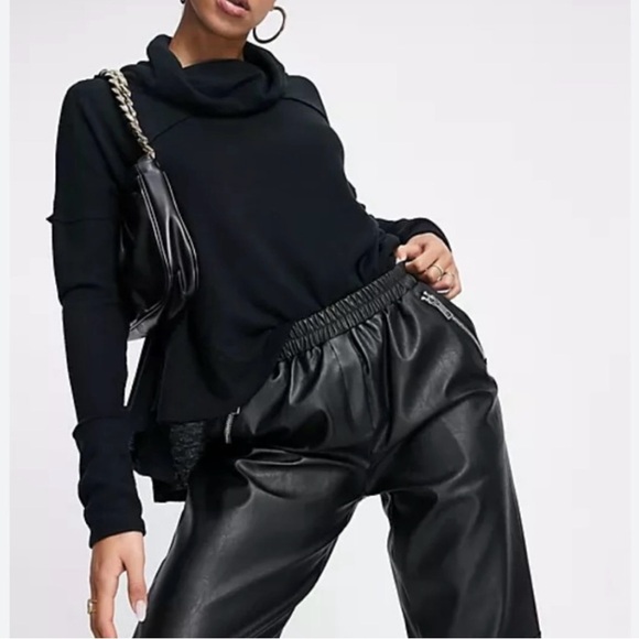 Free People NWT Black Cozy Time Funnel Pullover Top Sz.Sm Minimalist Oversized - Picture 2 of 10